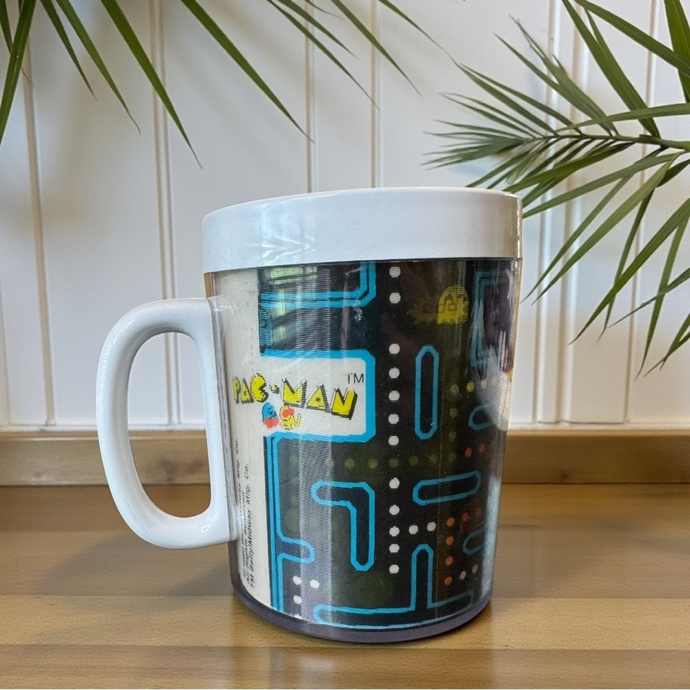 Vintage PAC-MAN ThermoServ Insulated Mug – Moving Maze Design – Made in USA